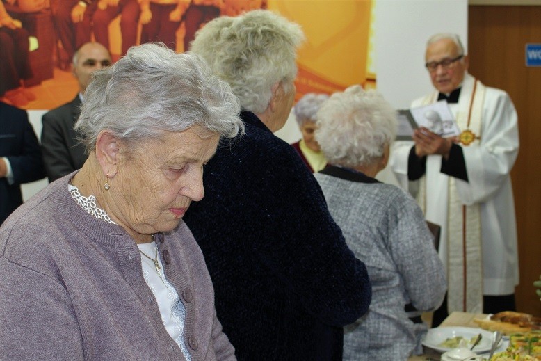 Wigilia w Dziennym Domu "Senior - Wigor" w Kętach - galeria zdjęć Wigilia w Dziennym Domu "Senior - Wigor" w Kętach - galeria zdjęć